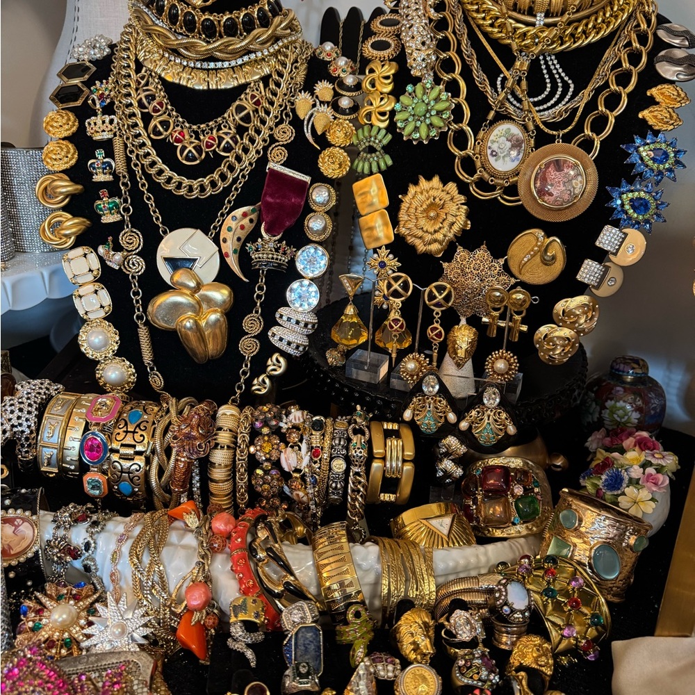 #5 jewelry item live sale 4/20/2026